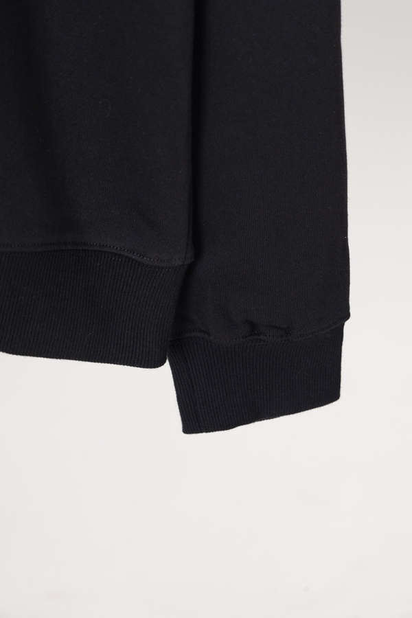 ブランドパーカー着用イメージ